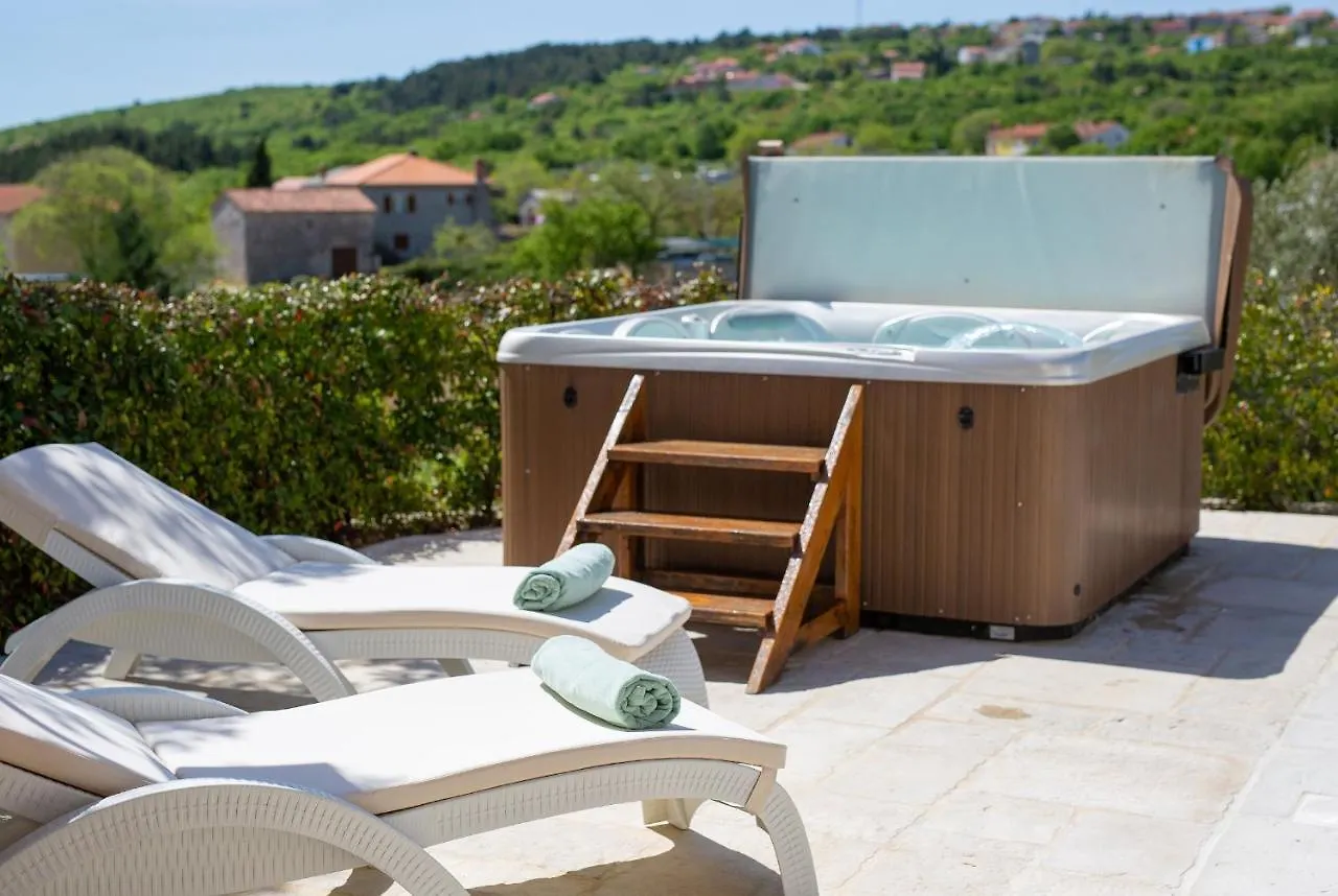 Holiday House Mare Vrh