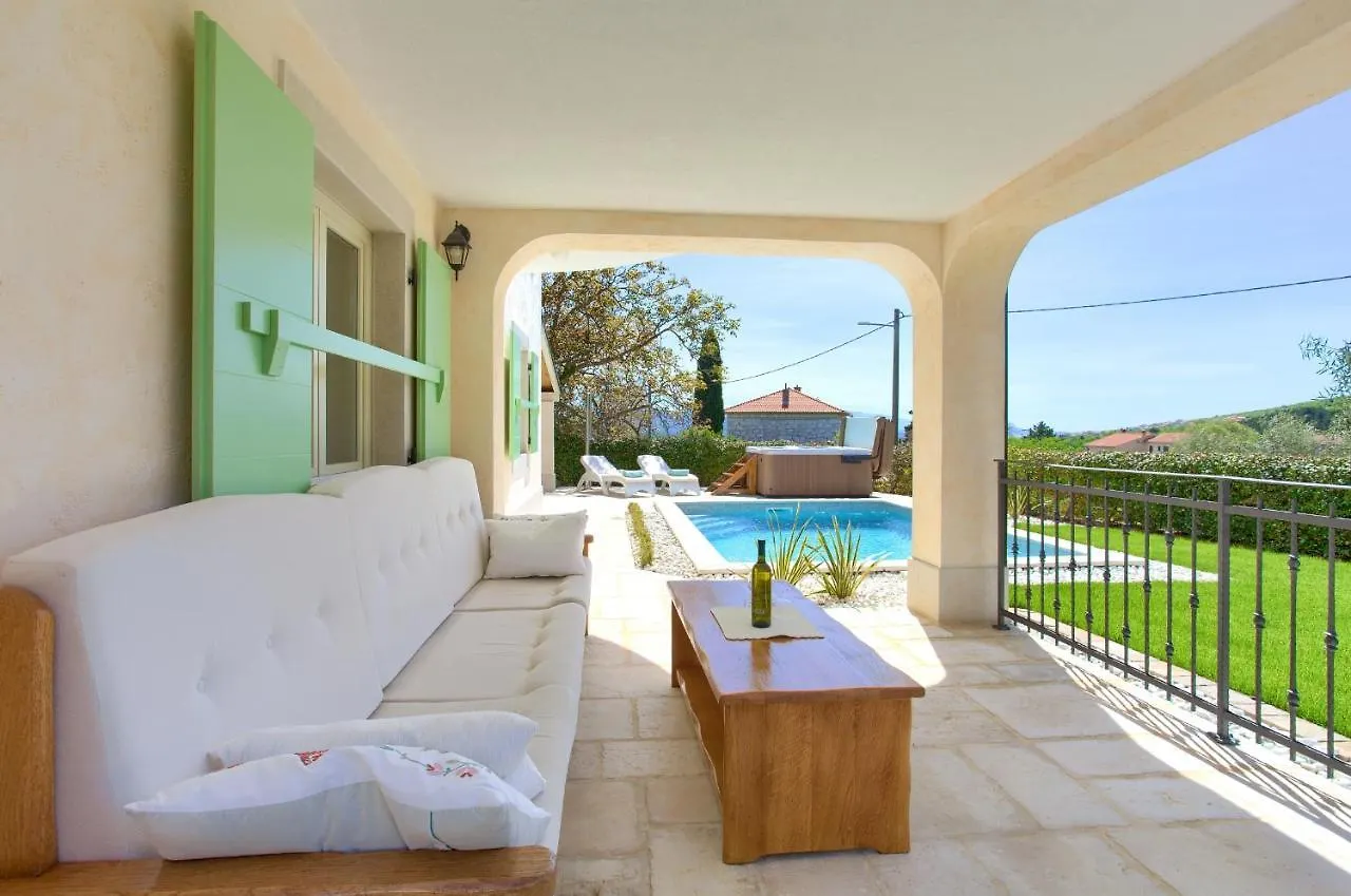 Holiday House Mare Vrh  0*, Vrh (Krk)